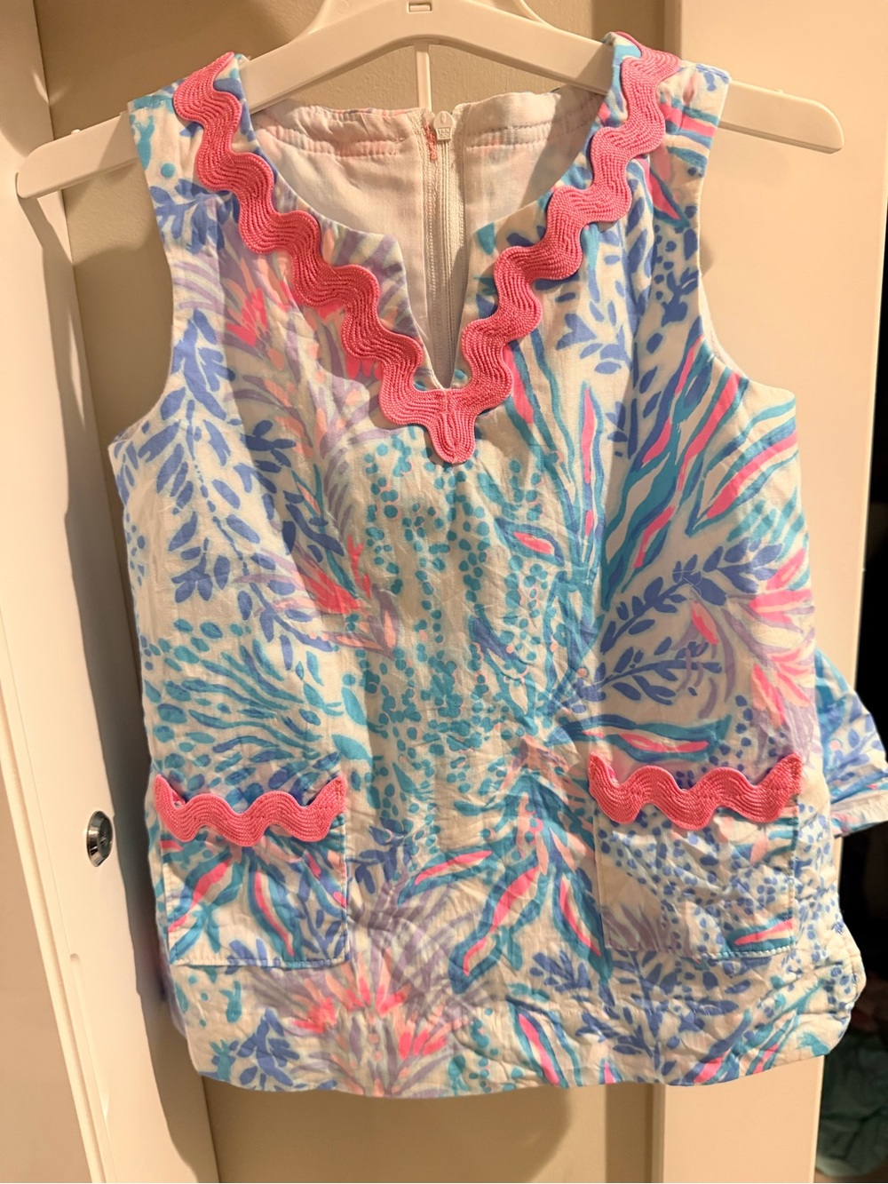 Lilly Pulitzer Girls Sleeveless Tropical Print Top/dress with shorts